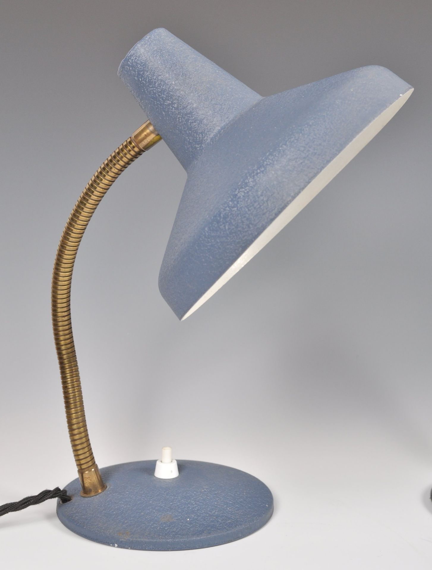 SET OF THREE 1950'S DESIGNER GOOSE NECK DESK LAMPS - Bild 2 aus 6