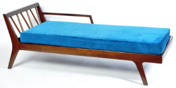 BRITISH 1970'S RETRO DESIGNER CHAISE / DAYBED / STUDIO COUCH