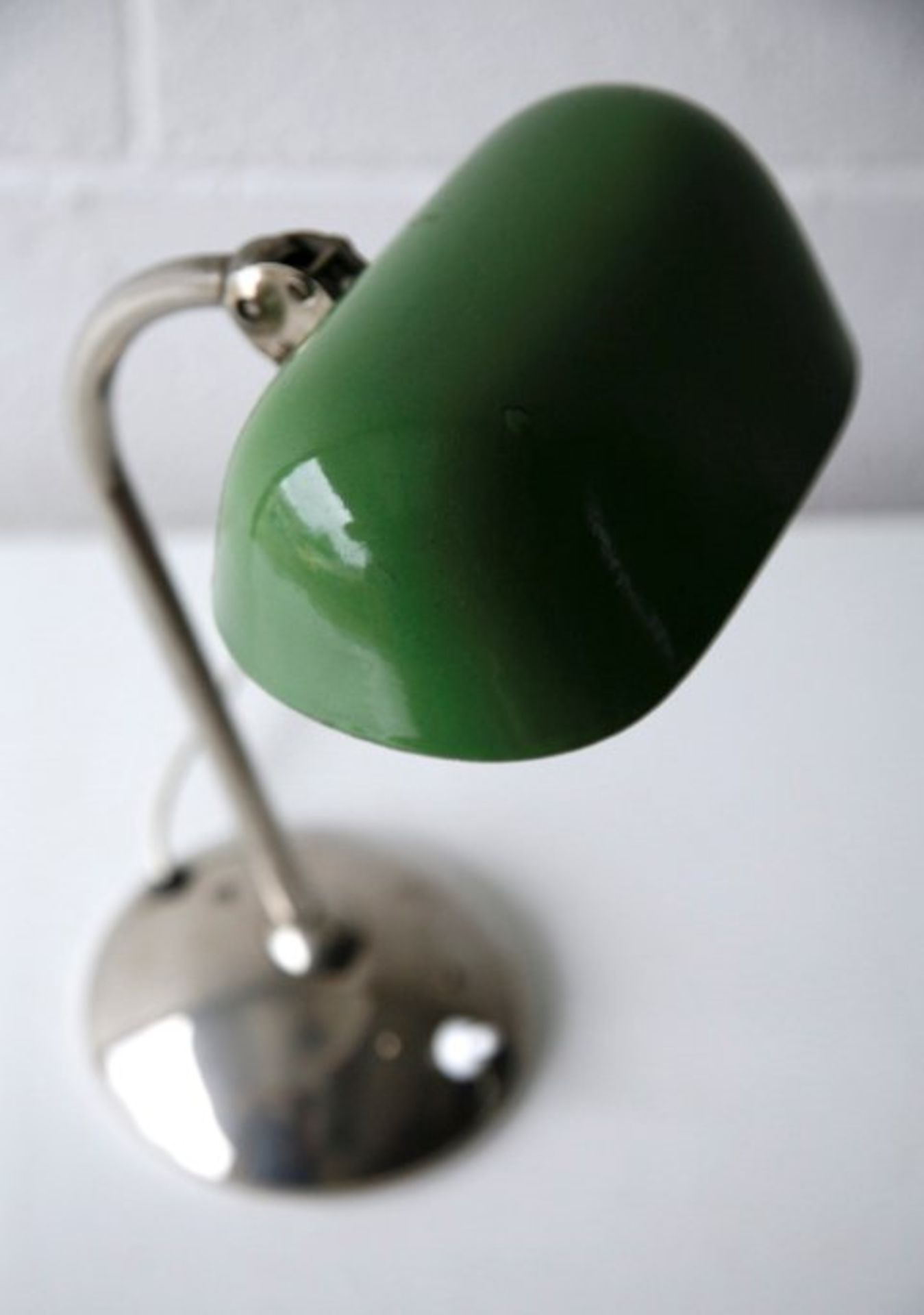 ART DECO 1930'S CHROME AND ENAMEL BANKERS DESK LAMP - Bild 3 aus 4