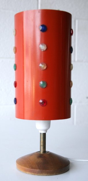 1960'S RETRO TEAK LAMP WITH METAL AND PLASTIC JEWELLED SHADE - Image 2 of 4