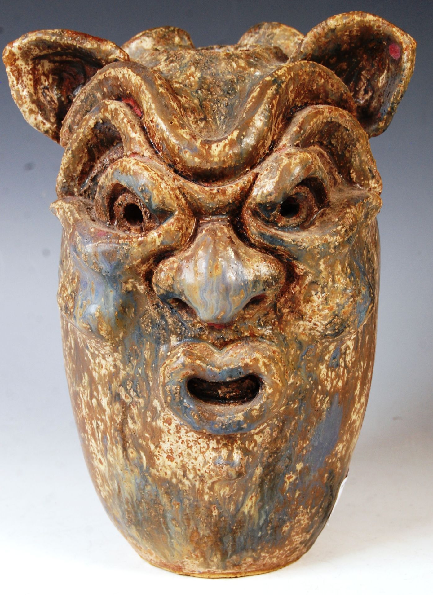 SIGNED 1950'S STUDIO FOLK ART POTTERY TWIN GROTESQUE DEVIL FACE JAR - Bild 3 aus 5