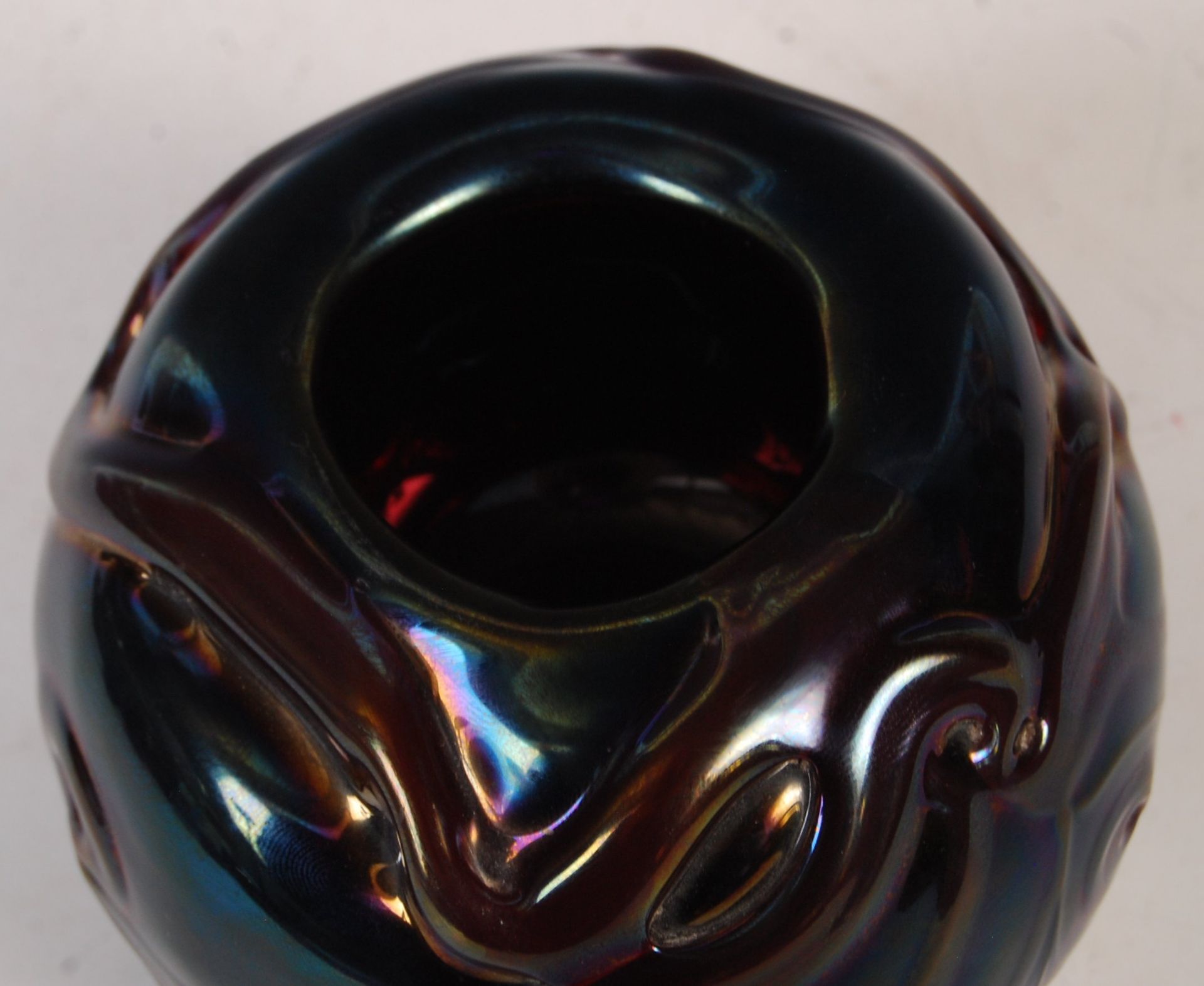 GLASFORM 1980'S STUDIO ART IRIDESCANT GLASS VASE BY J DITCHFIELD - Bild 3 aus 4