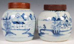 PAIR OF 18TH CENTURY CHINESE BLUE AND WHITE GINGER JARS