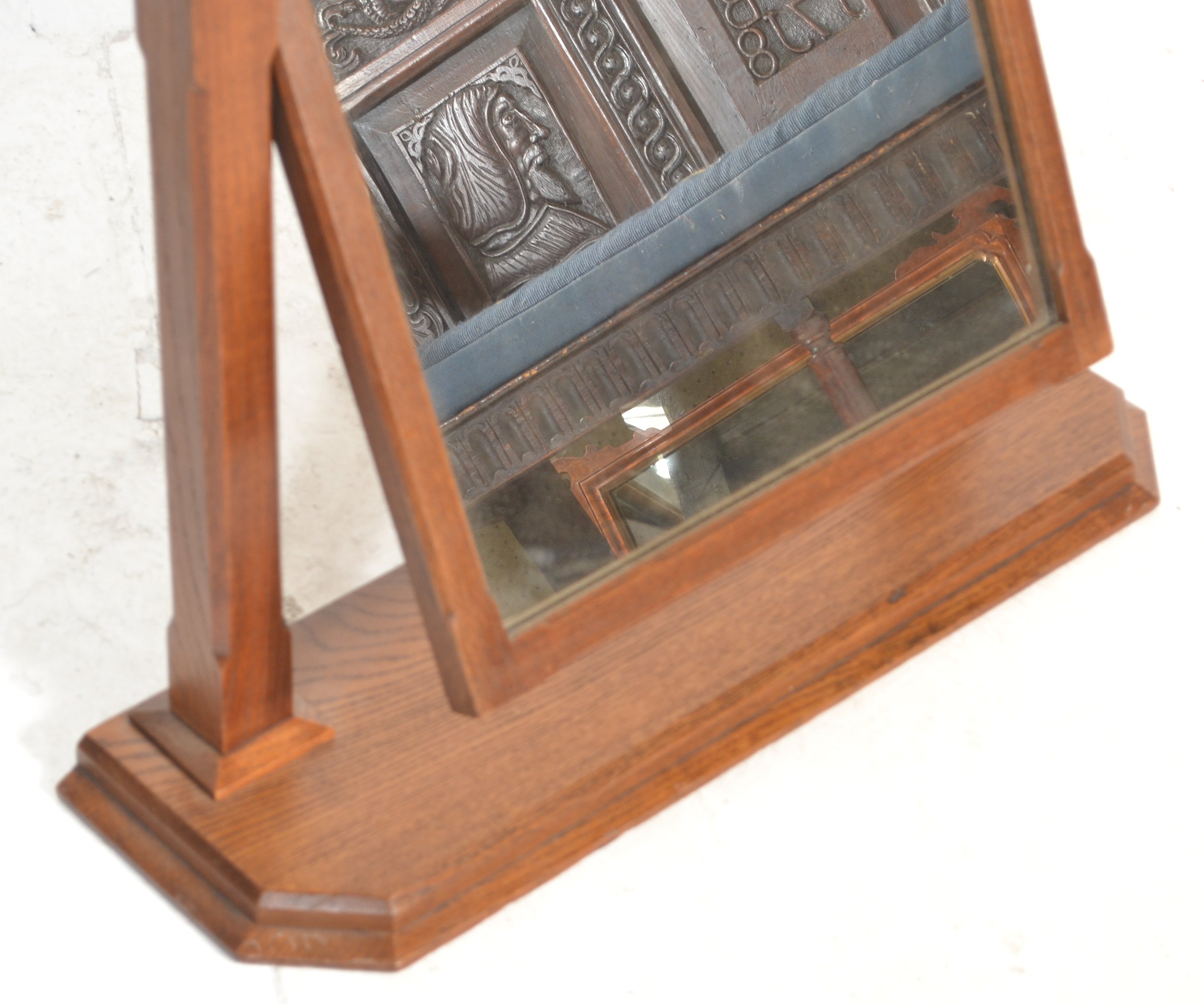 ARTS & CRAFTS MOVEMENT LARGE OAK SWING MIRROR - Image 3 of 5