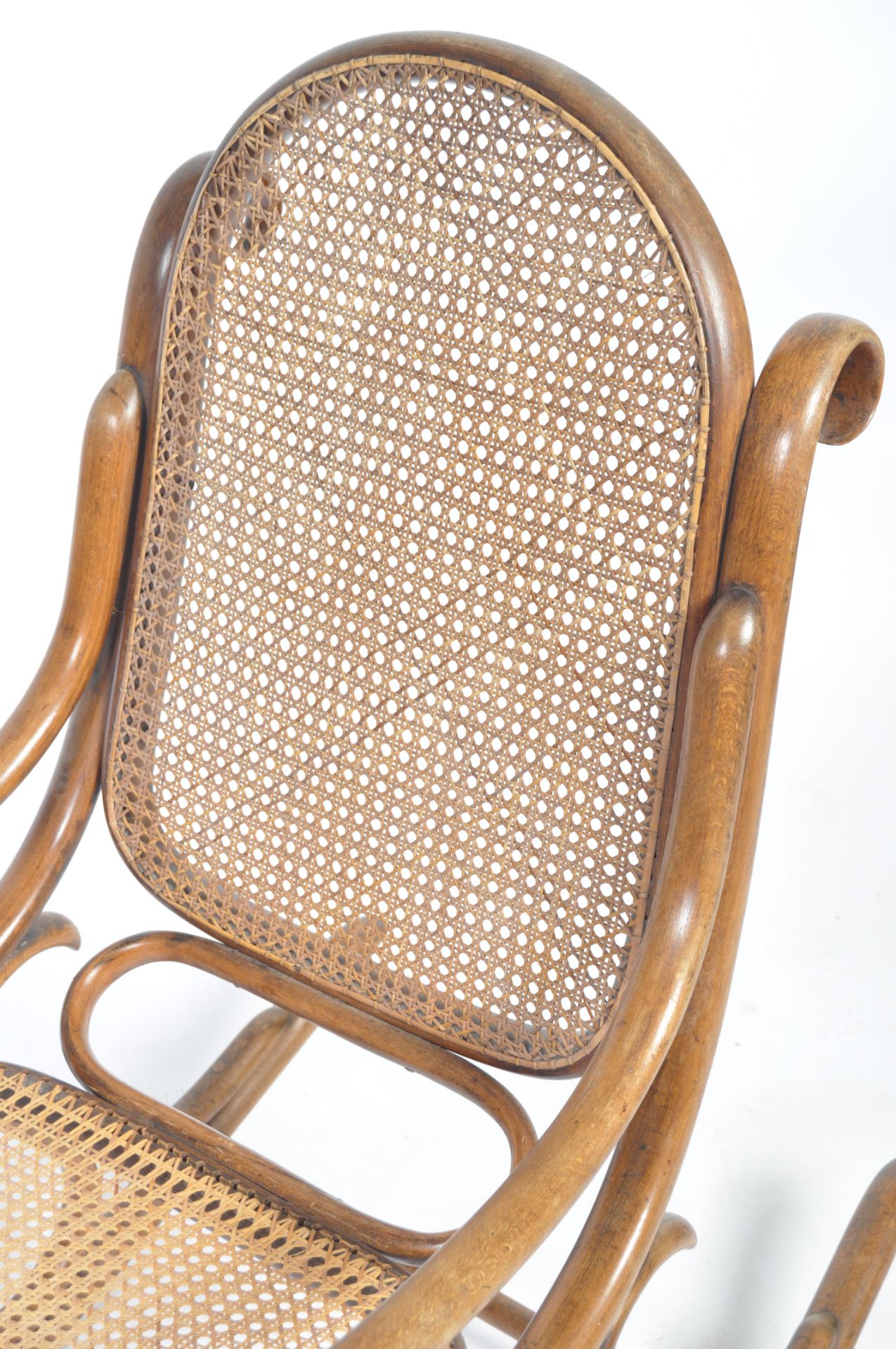 LATE 19TH CENTURY MICHAEL THONET BENTWOOD CANE ROCKING CHAIR - Bild 4 aus 7