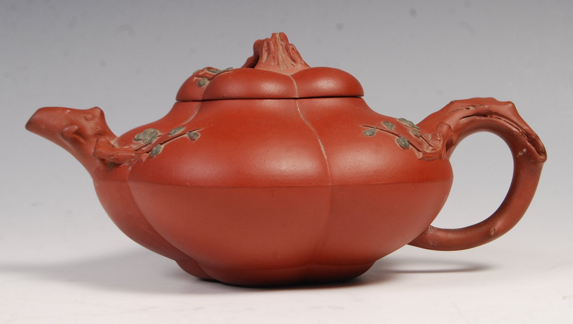 19TH CENTURY CHINESE YIXING RED CLAY PUMPKIN TEAPOT