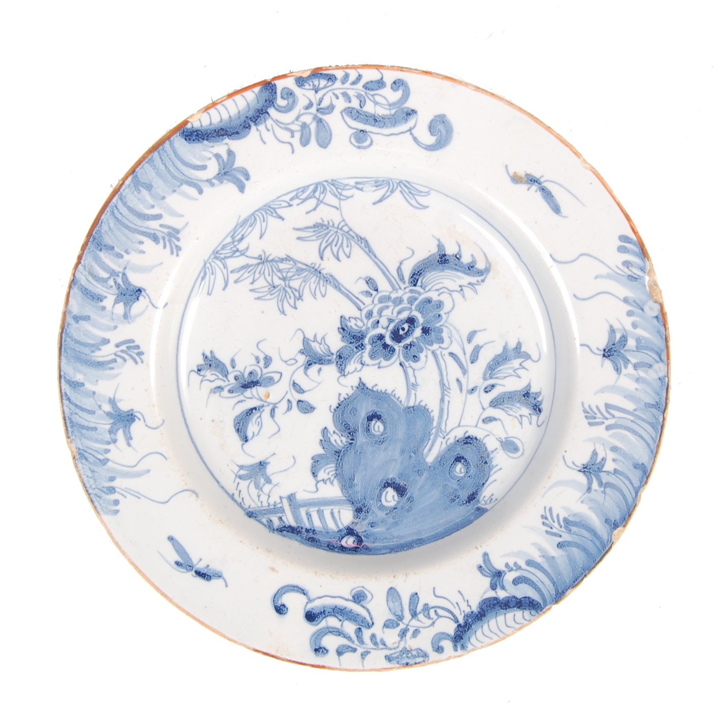 17TH/18TH CENTURY CHINESE KANGXI BLUE AND WHITE POTTERY PLATE