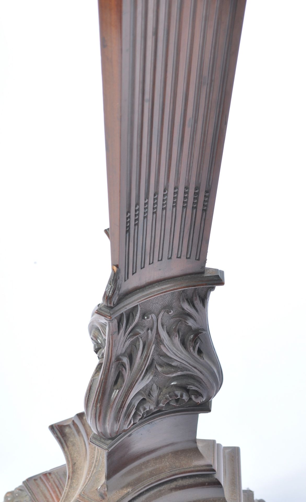 A FINE 19TH CENTURY MAHOGANY IRISH TORCHERE / BUST STAND - Bild 6 aus 8