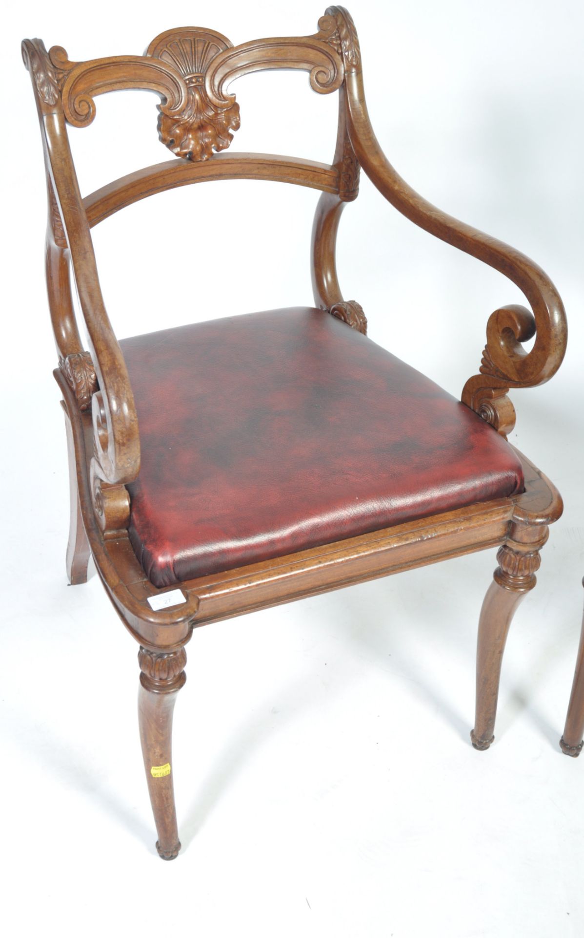 PAIR OF EARLY 19TH CENTURY ANGLO-INDIAN ROSEWOOD ARMCHAIRS - Bild 2 aus 5