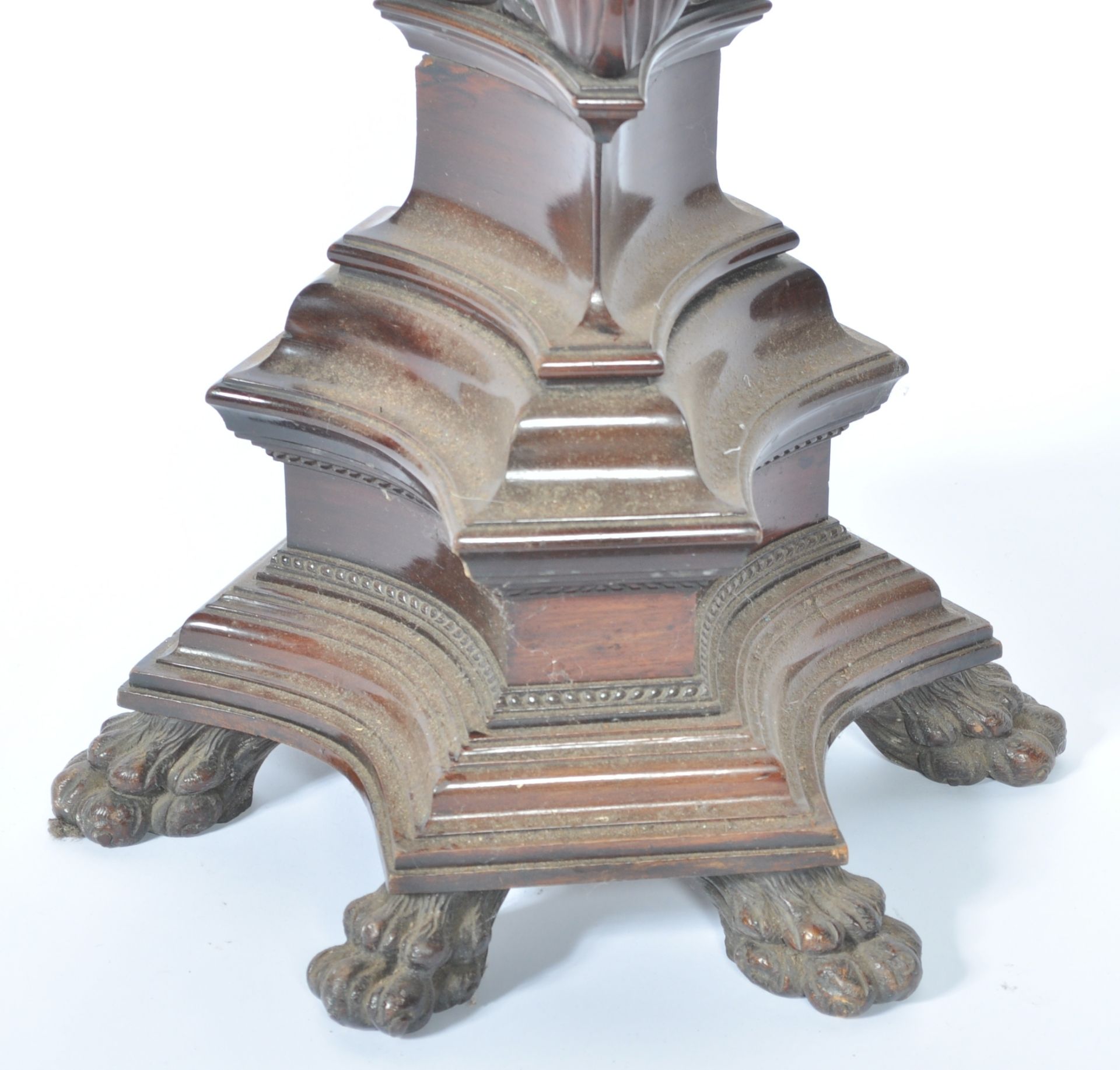 A FINE 19TH CENTURY MAHOGANY IRISH TORCHERE / BUST STAND - Bild 2 aus 8