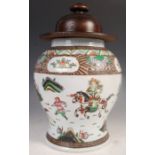 19TH CENTURY CHINESE LARGE FAMILLE VERTE TEMPLE JAR AND COVER