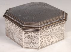 EARLY 20TH CENTURY 1930'S HALLMARKED SILVER TRINKET BOX