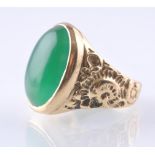 A HALLMRKED 9CT GOLD CABOCHON RING
