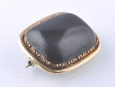 VICTORIAN 9CT GOLD AGATE LADIES BROOCH