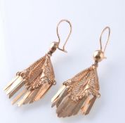 A PAIR OF 19TH CENTURY STYLE GOLD DROP EARRINGS