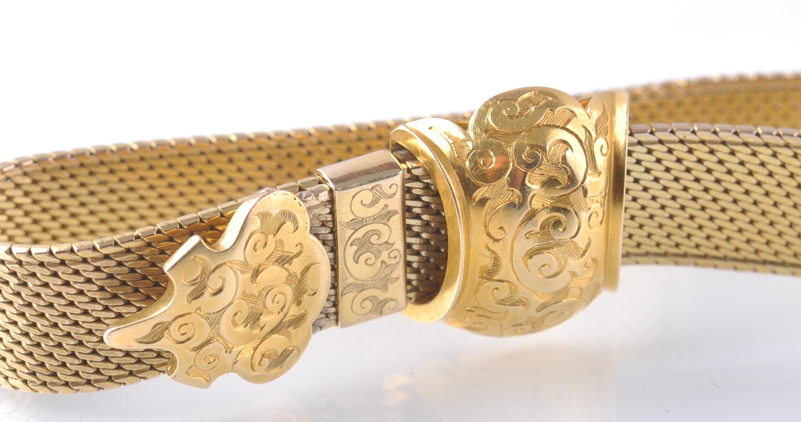 A 19TH CENTURY 18CT GOLD CONTINENTAL MESH BRACELET - Image 2 of 6