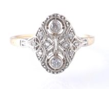 AN 18CT GOLD & PLATINUM ART DECO DIAMOND RING