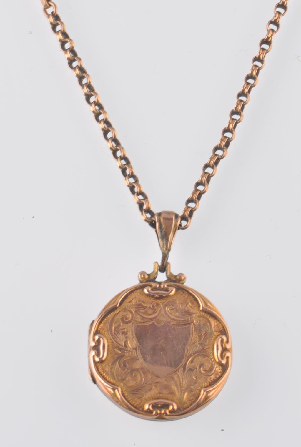 9CT GOLD F&B LOCKET AND ROLLED GOLD BOOK CHAIN - Image 4 of 5