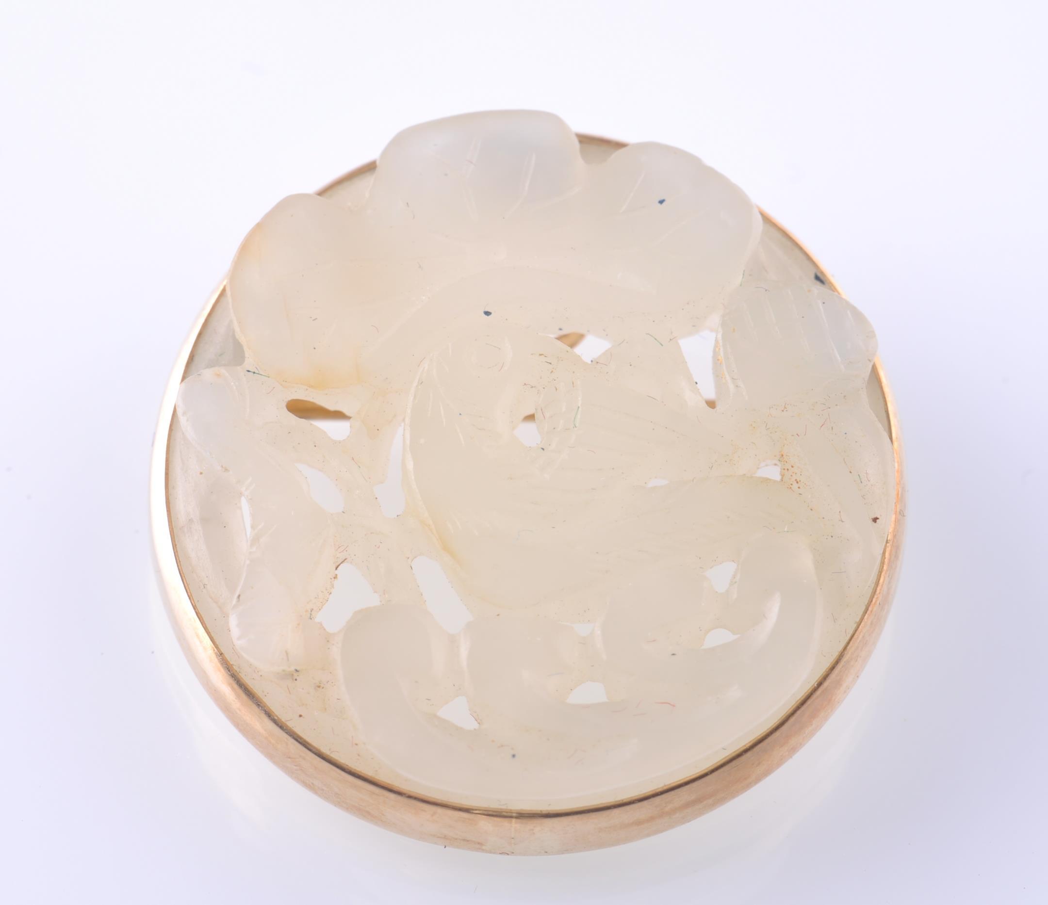 A 14CT GOLD CHINESE JADE BROOCH - Image 2 of 5