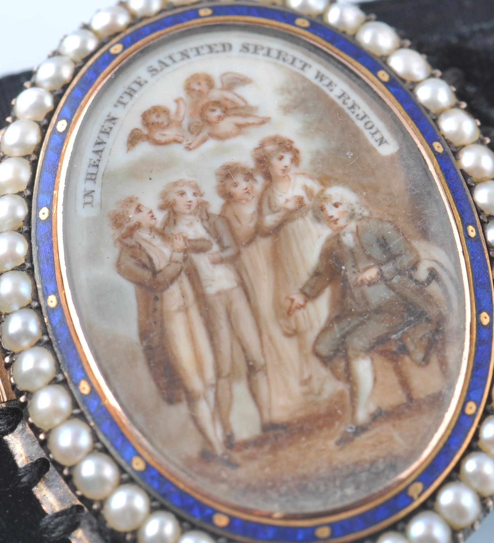 19TH CENTURY GOLD ENAMEL AND SEED PEARL MOURNING BRACELET - Image 2 of 4