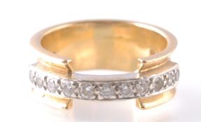 A CONTEMPORARY 18CT GOLD & DIAMOND HALF ETERNITY RING