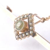 VICTORIA 9CT GOLD SEED PEARL AND PERIDOT LADIES BAR BROOCH