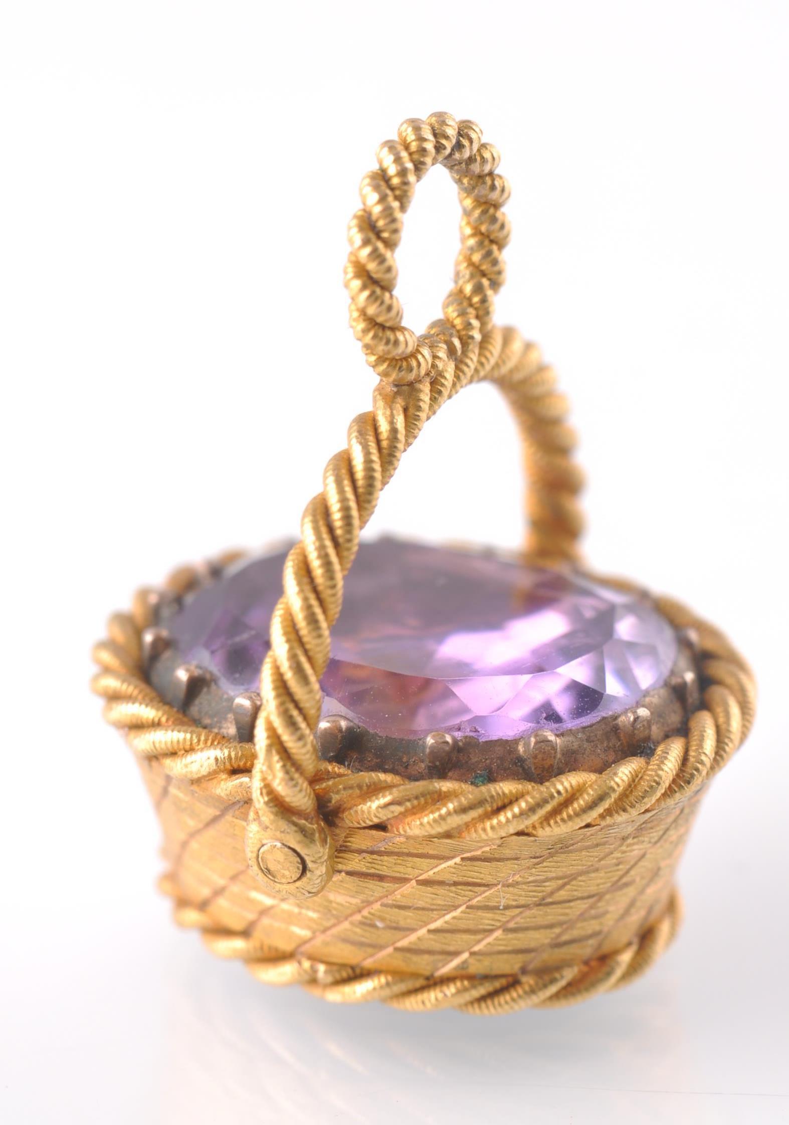 19TH CENTURY GOLD AMETHYST FOB HAIR LOCKET IN FORM OF BASKET - Image 5 of 5