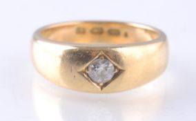 VICTORIAN 18CT GOLD GYPSY RING WITH CENTRAL ROUND CUT DIAMOND