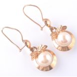 A PAIR OF 14CT GOLD AND PEARL DROP EARRINGS