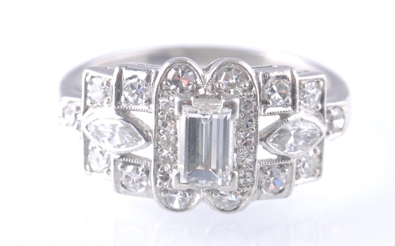 ART DECO PLATINUM AND DIAMOND RING EMERALD AND MARQUISE CUT - Image 2 of 5