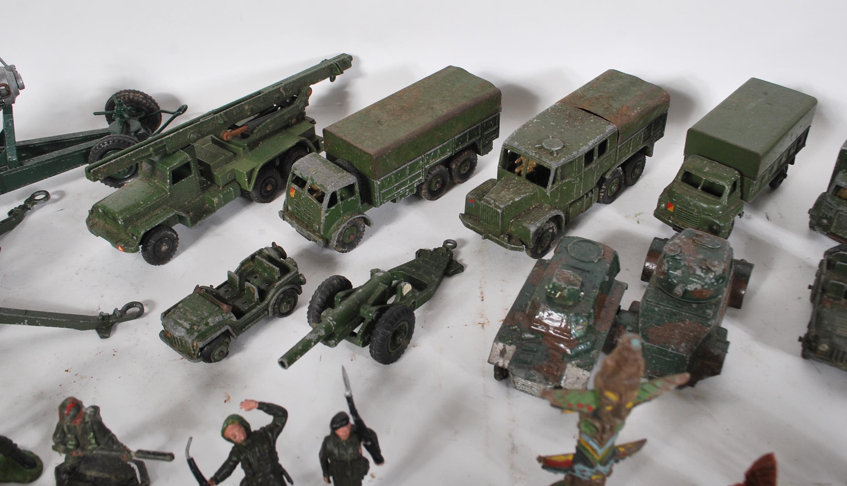 A collection of assorted vintage Military related diecast models mostly Dinky Toys to include - Image 4 of 7