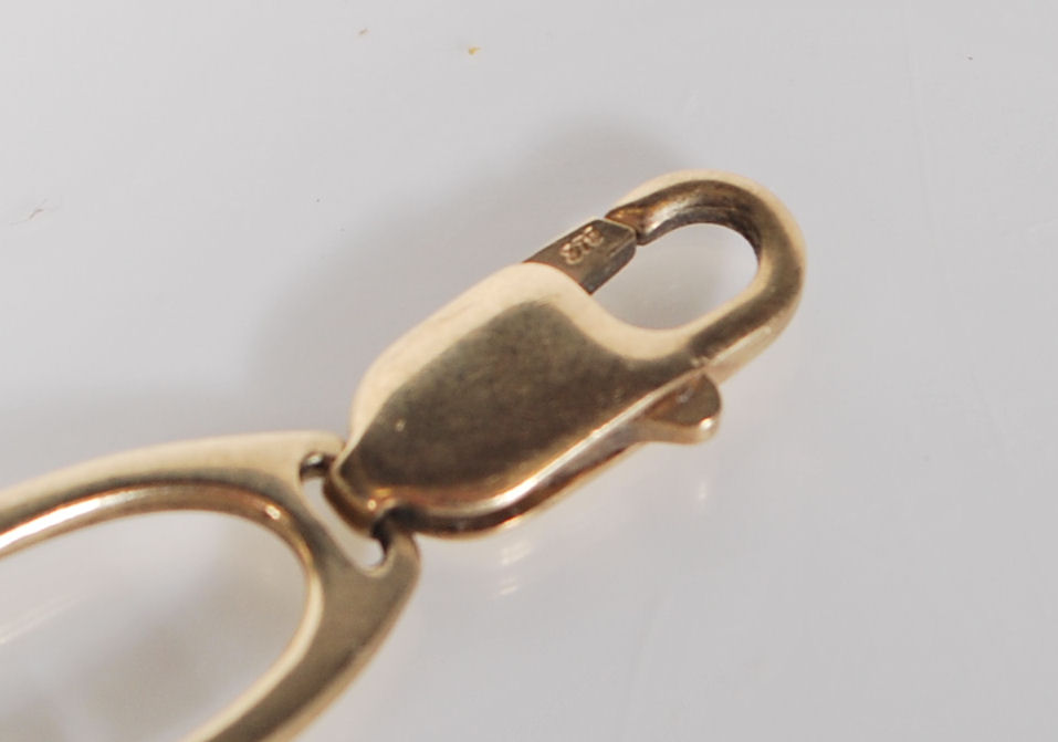 A 9ct Gold hallmarked designer bracelet by Rosemary Hetherington, the bracelet designed as Horse - Image 6 of 6