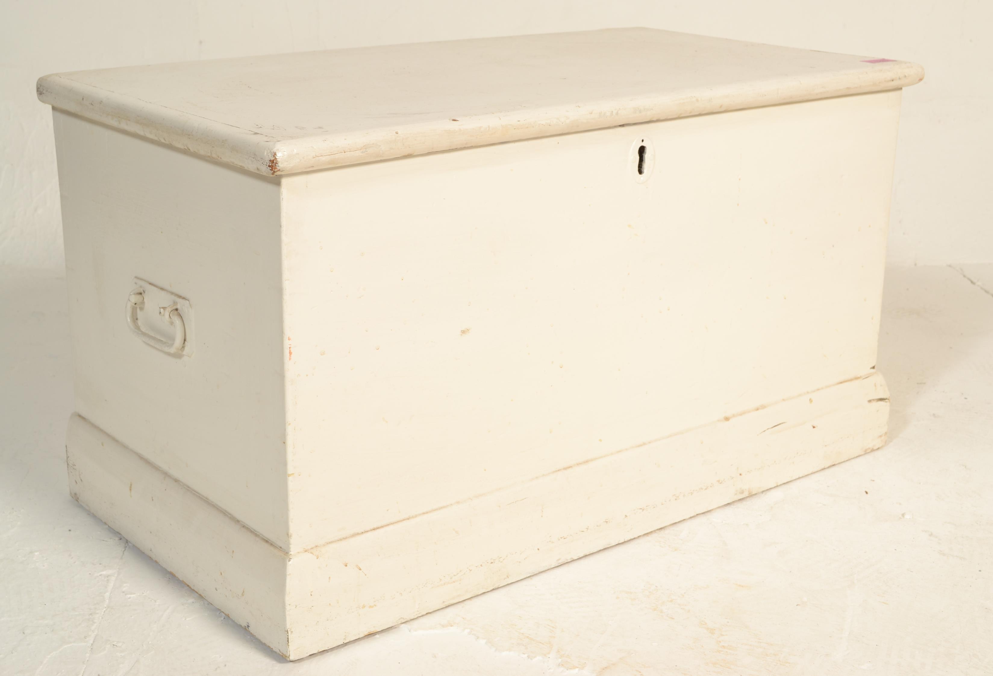A 19th Century Victorian pine blanket box / coffer / chest, hinged top with carry handles to side