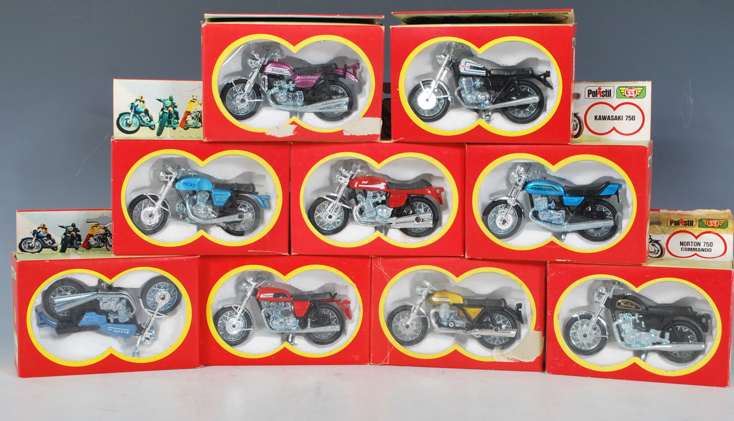 A GROUP OF NIN 1:24 SCALE MADEL BIKES BY POLISTIL CLUB 33