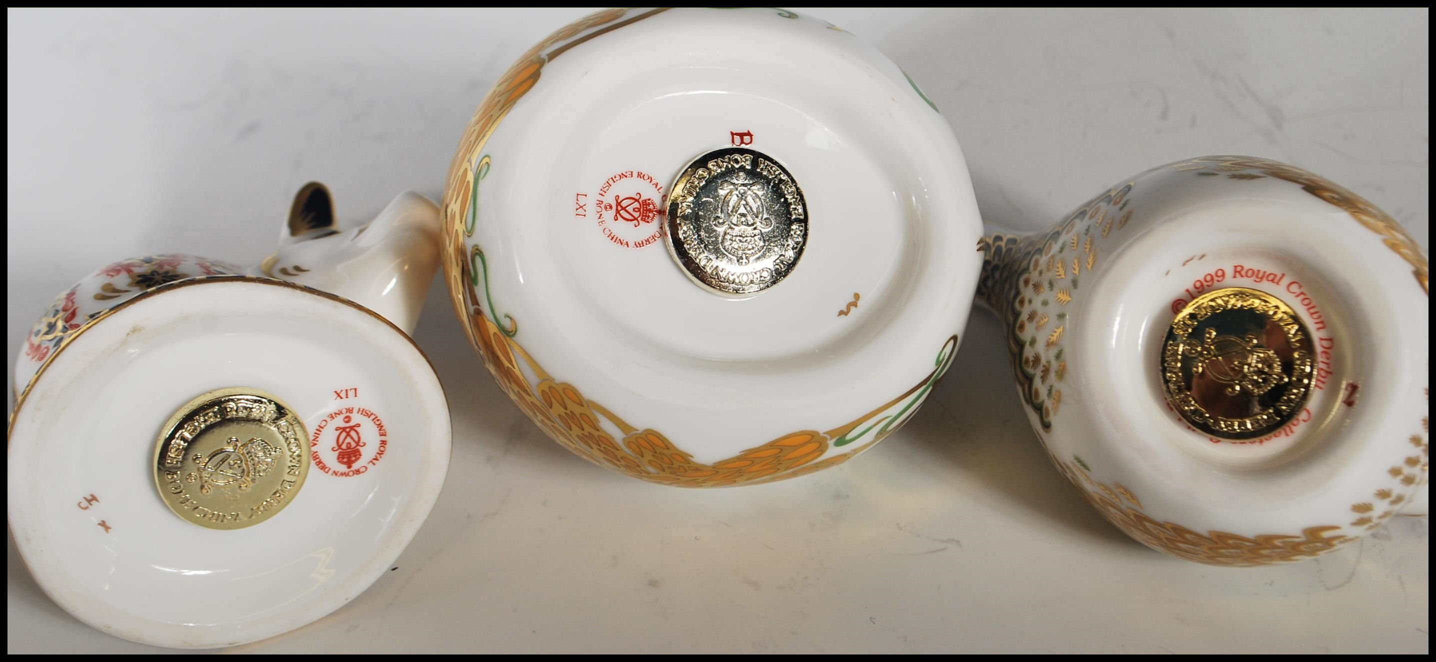 A group of three Crown Derby paperweights with two having gold stoppers and one silver to include - Image 3 of 4