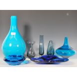 A selection of 20th Century vintage retro studio art glass to include a bulbous form stem vase, a