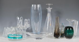 A collection of mixed retro glassware mostly clear glass examples to include a Whitefriars clear