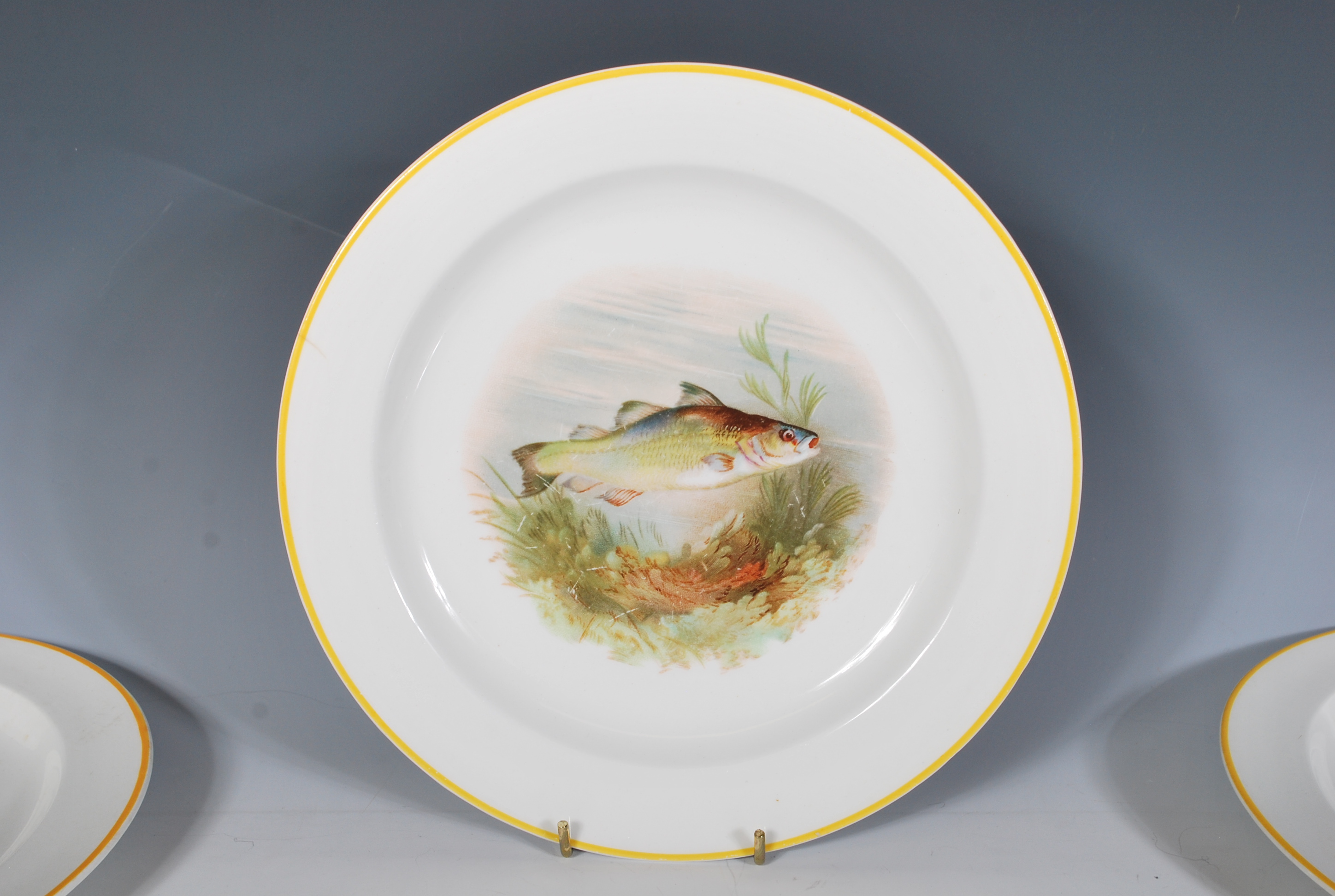 A vintage early 20th Century part dinner service by Lawleys having transfer printed decoration - Image 5 of 9