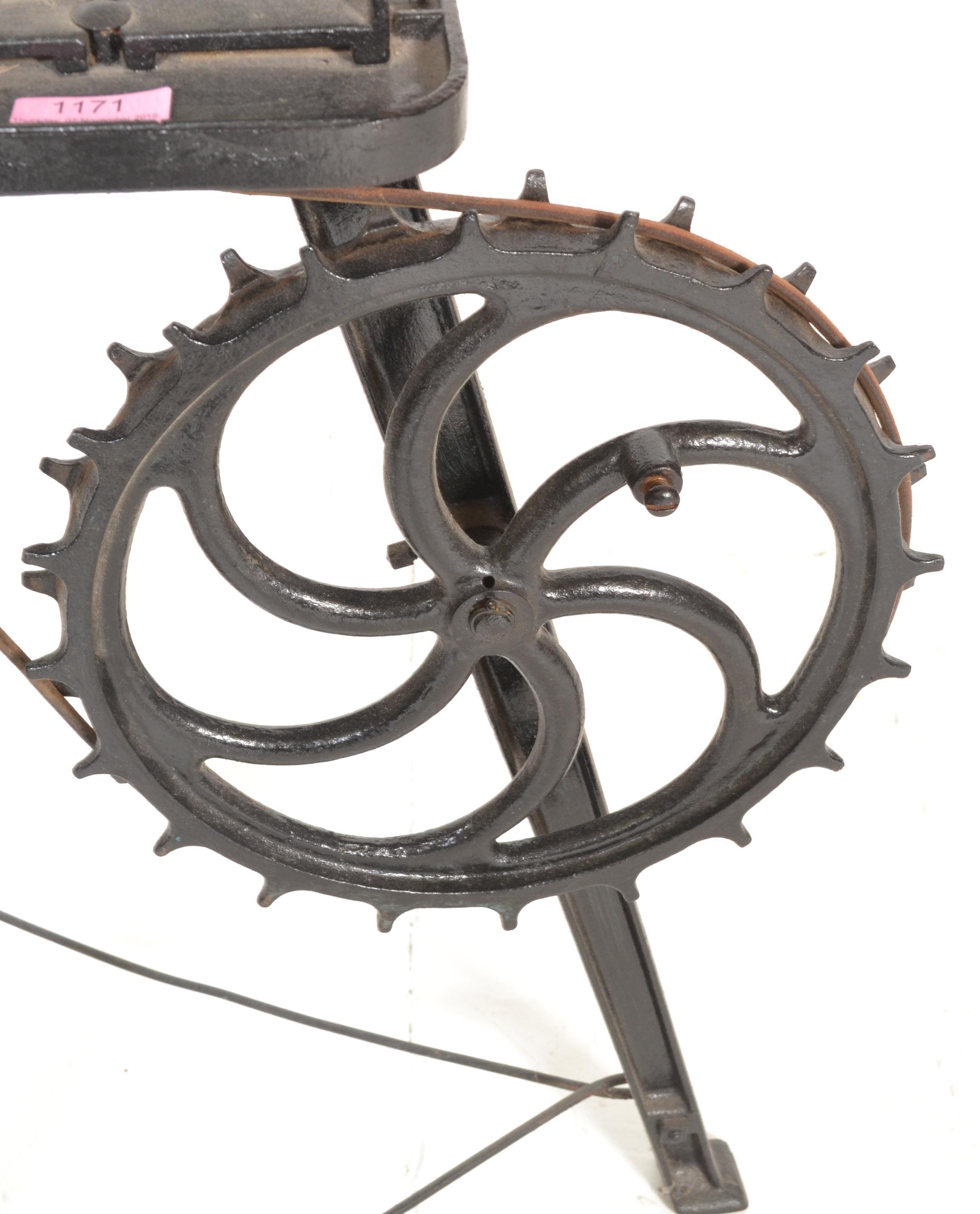 An early 20th Century Hobbies cast iron fret saw, A1 model finished in black. Sadly missing foot - Image 4 of 5