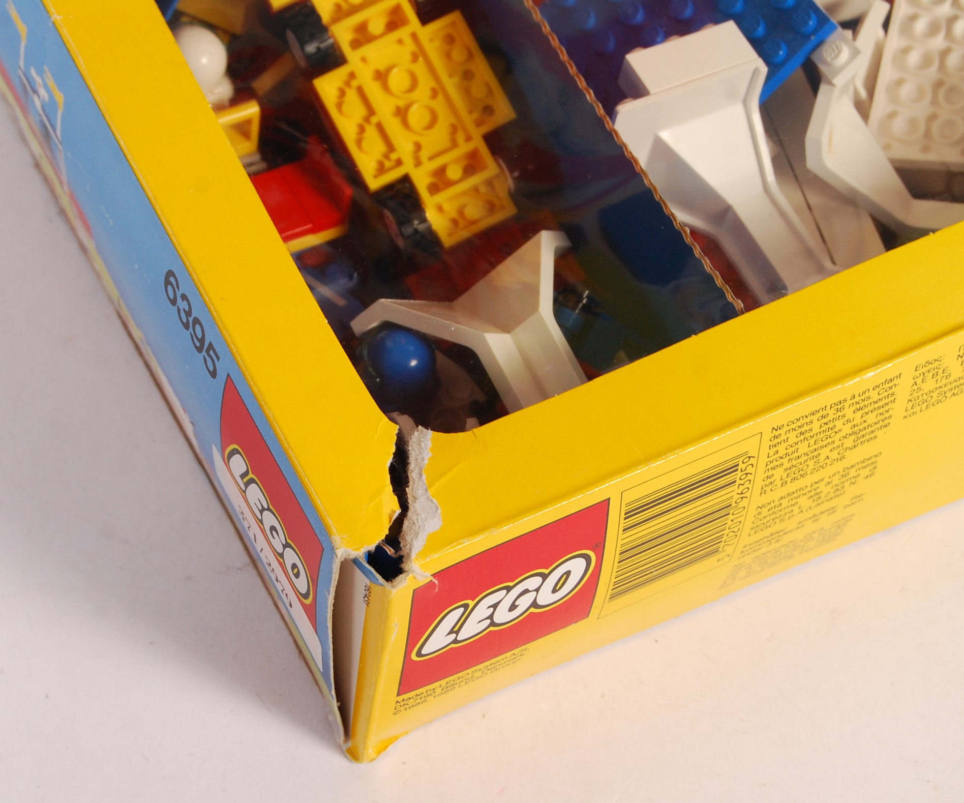 ORIGINAL VINTAGE LEGO LEGOLAND BOXED BUILDING SET - Image 5 of 5