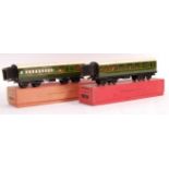 PAIR OF BOXED HORNBY 0 GAUGE SOUTHERN RAIL CARRIAGES