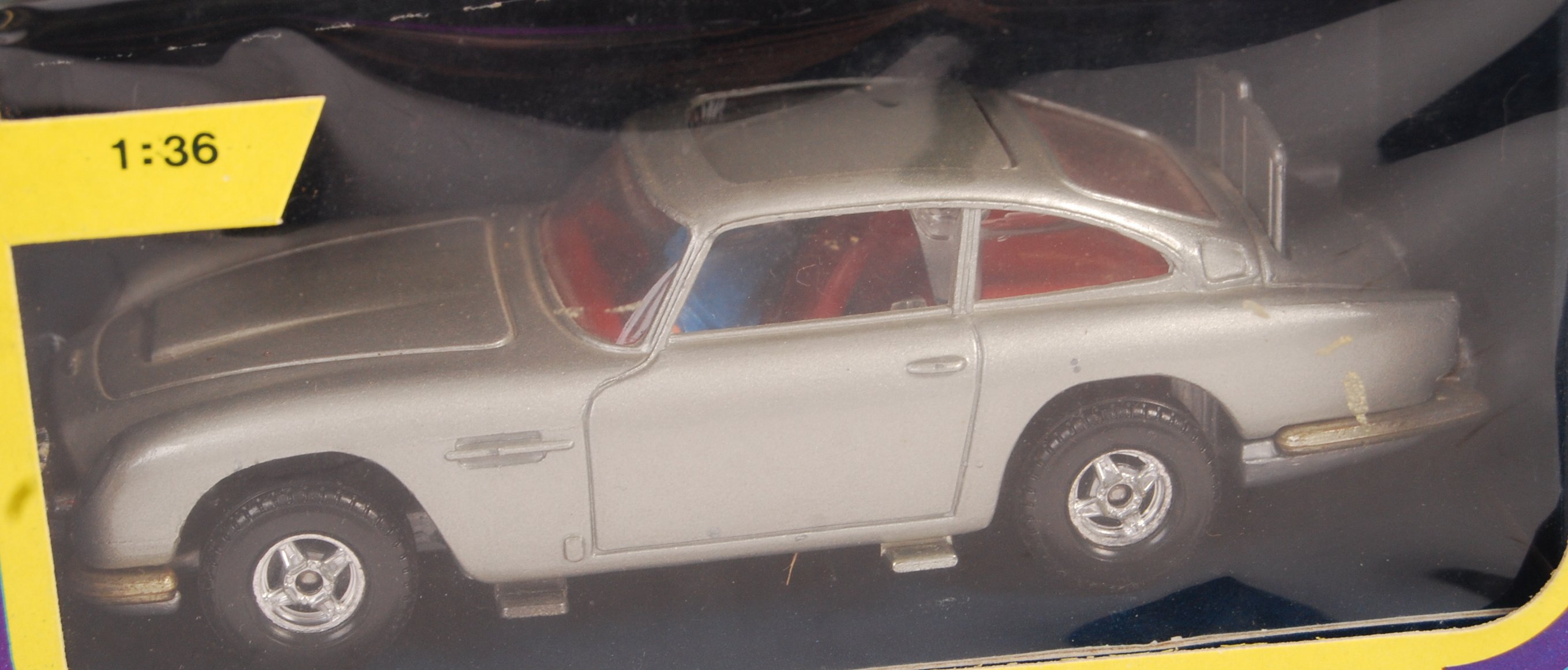 RARE VINTAGE CORGI JAMES BOND ASTON MARTIN DIECAST - Image 2 of 4