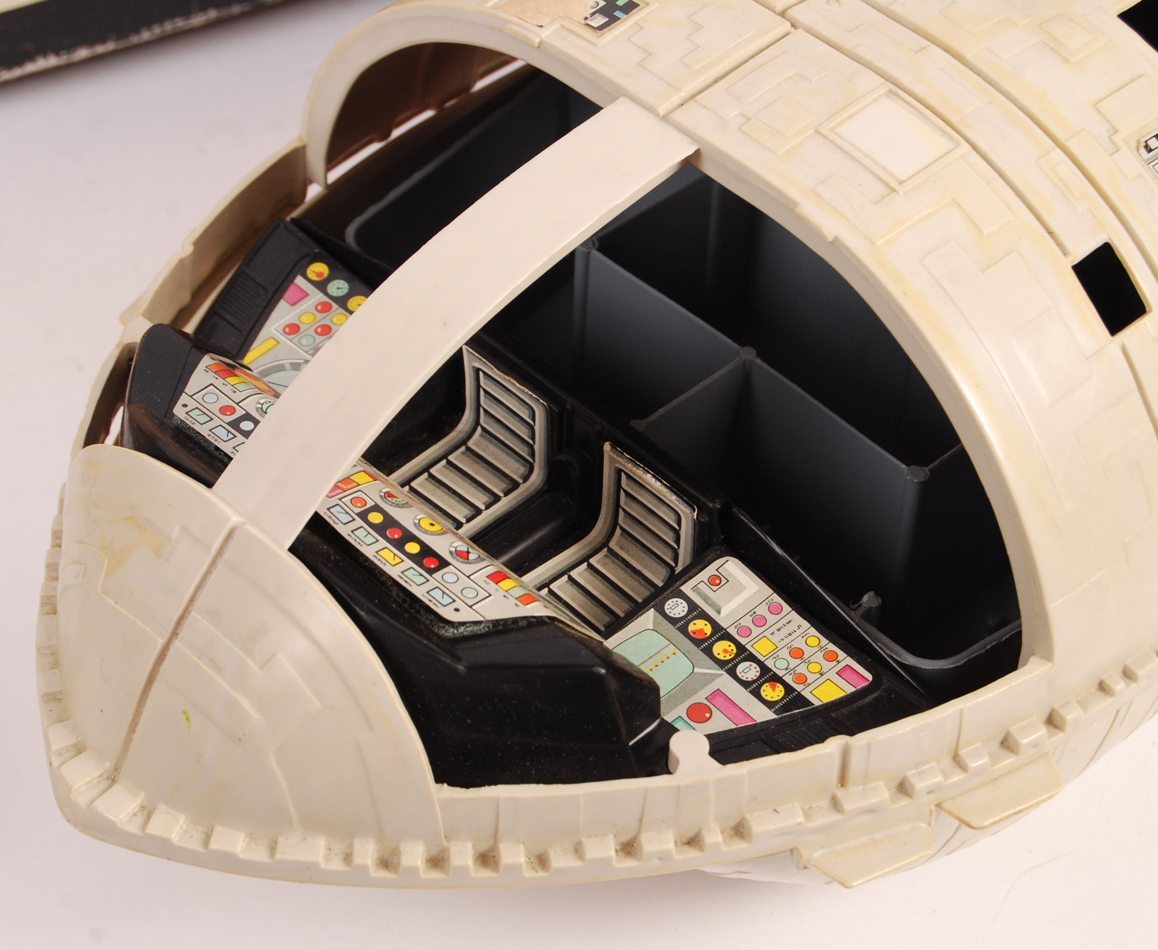 “CLOUD CAR PILOT”  Original Vintage Star Wars Figure - With Original Weapon and Original Card (48 back). (No Communicator Accessory)