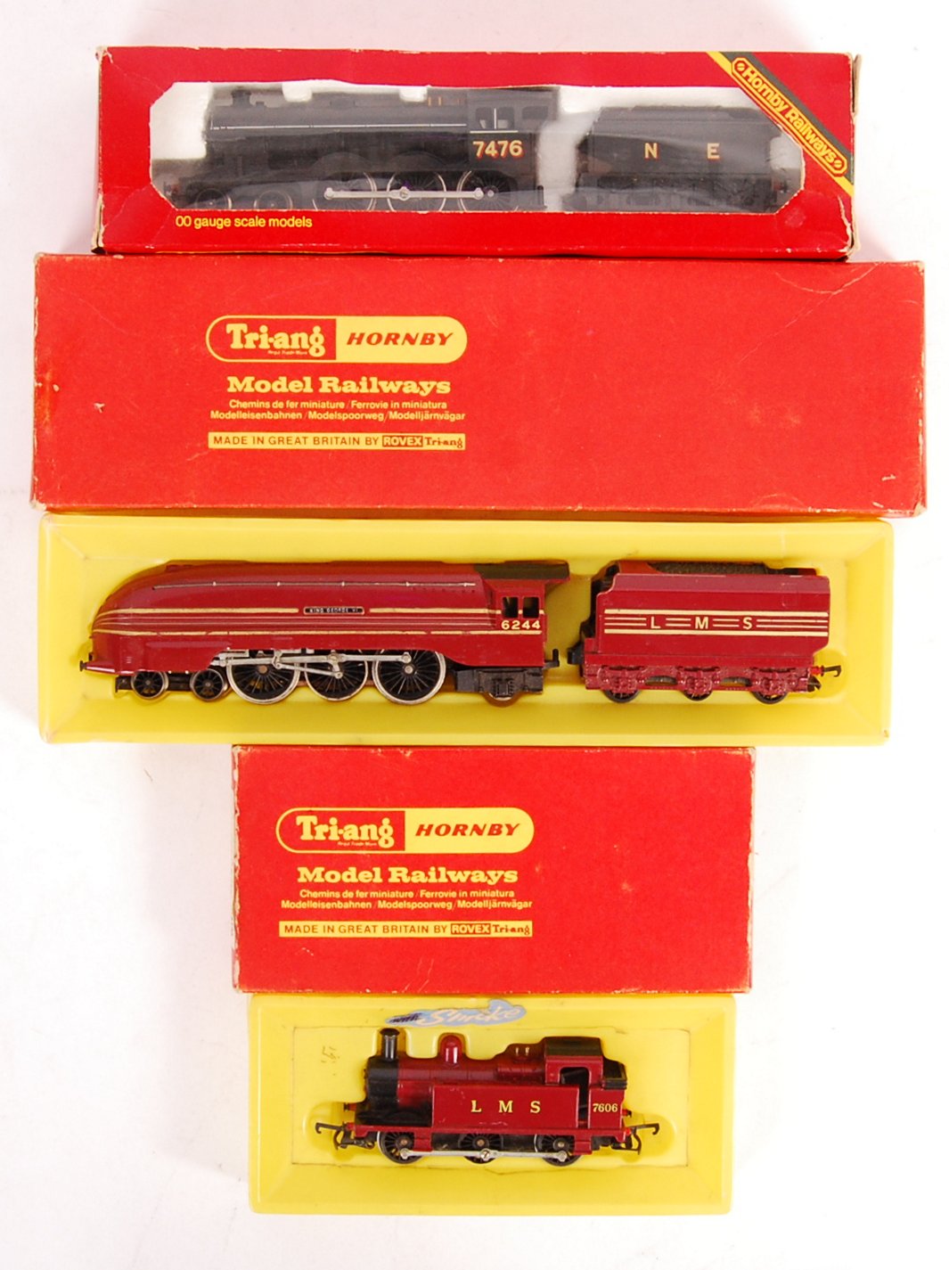 COLLECTION OF HORNBY 00 GAUGE RAILWAY TRAINSET LOCOMOTIVES