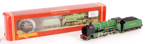 HORNBY 00 GAUGE MODEL RAILWAY TRAINSET LOCOMOTIVE R.380