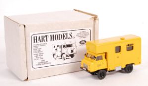 HART MODELS WHITE METAL LAND ROVER 1/48 SCALE MODE