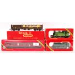 ASSORTED HORNBY 00 GAUGE MODEL RAILWAY TRAINSET LOCOS & COACHES