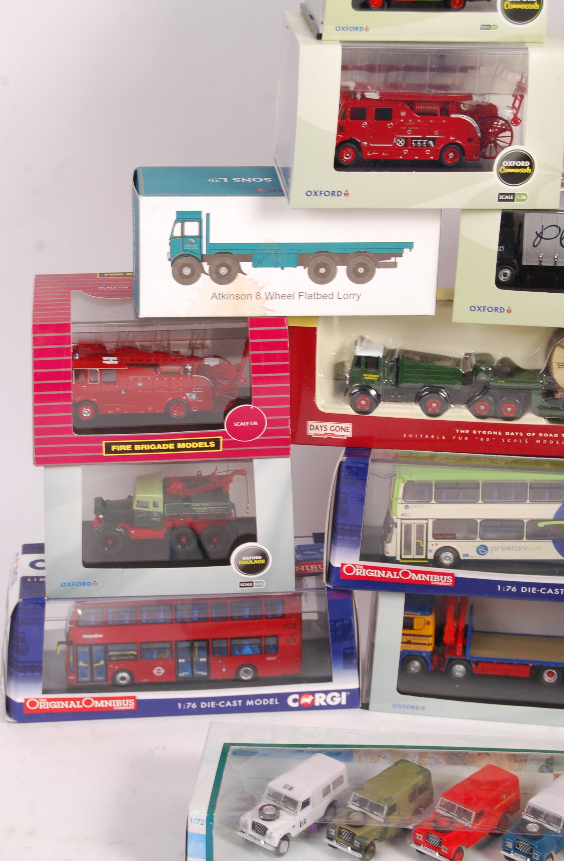COLLECTION OF ASSORTED 1/76 SCALE BOXED DIECAST MODELS - Image 2 of 5