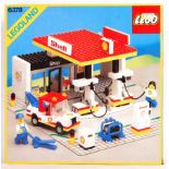 VINTAGE LEGO LEGOLAND BOXED BUILDING SET