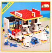 VINTAGE LEGO LEGOLAND BOXED BUILDING SET